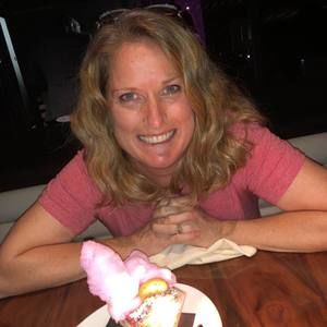 Meet your Posher, Chrissy